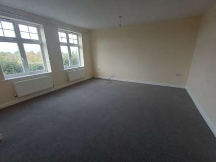 Greenhaven Drive, Thamesmead, Image 3