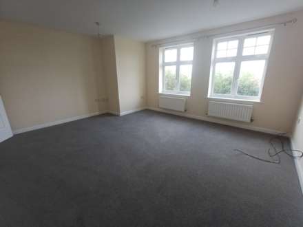Greenhaven Drive, Thamesmead, Image 4