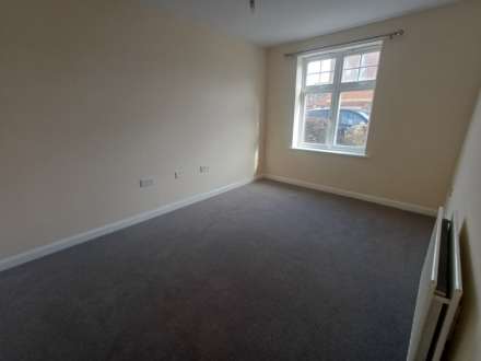 Greenhaven Drive, Thamesmead, Image 6