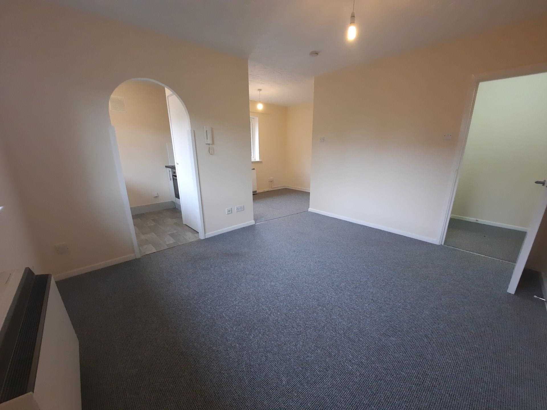 Frobisher Road, Erith, Image 4