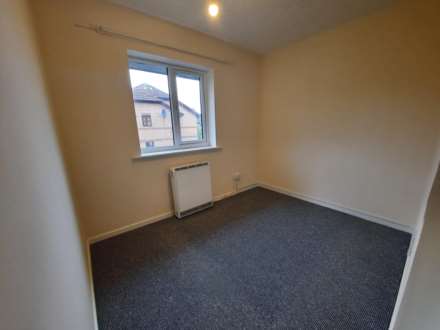 Frobisher Road, Erith, Image 5