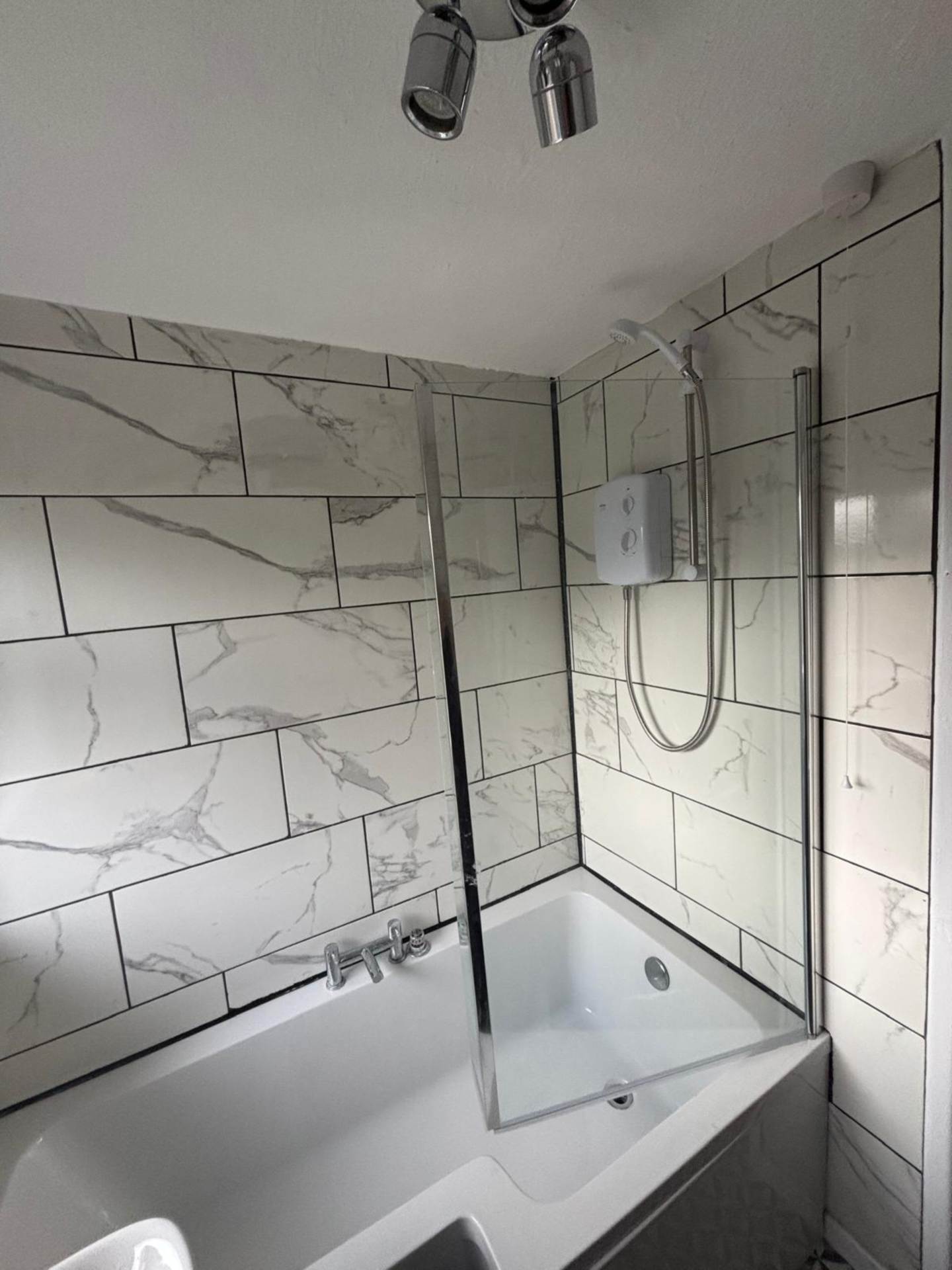 *NEWLY REFURBISHED* Greenway, Eastbourne, Image 11