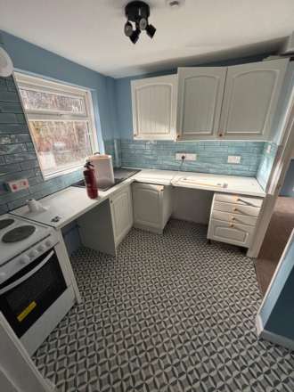 *NEWLY REFURBISHED* Greenway, Eastbourne, Image 2