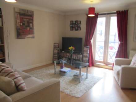 *HARBOUR VIEWS* The Piazza, Eastbourne, Image 3