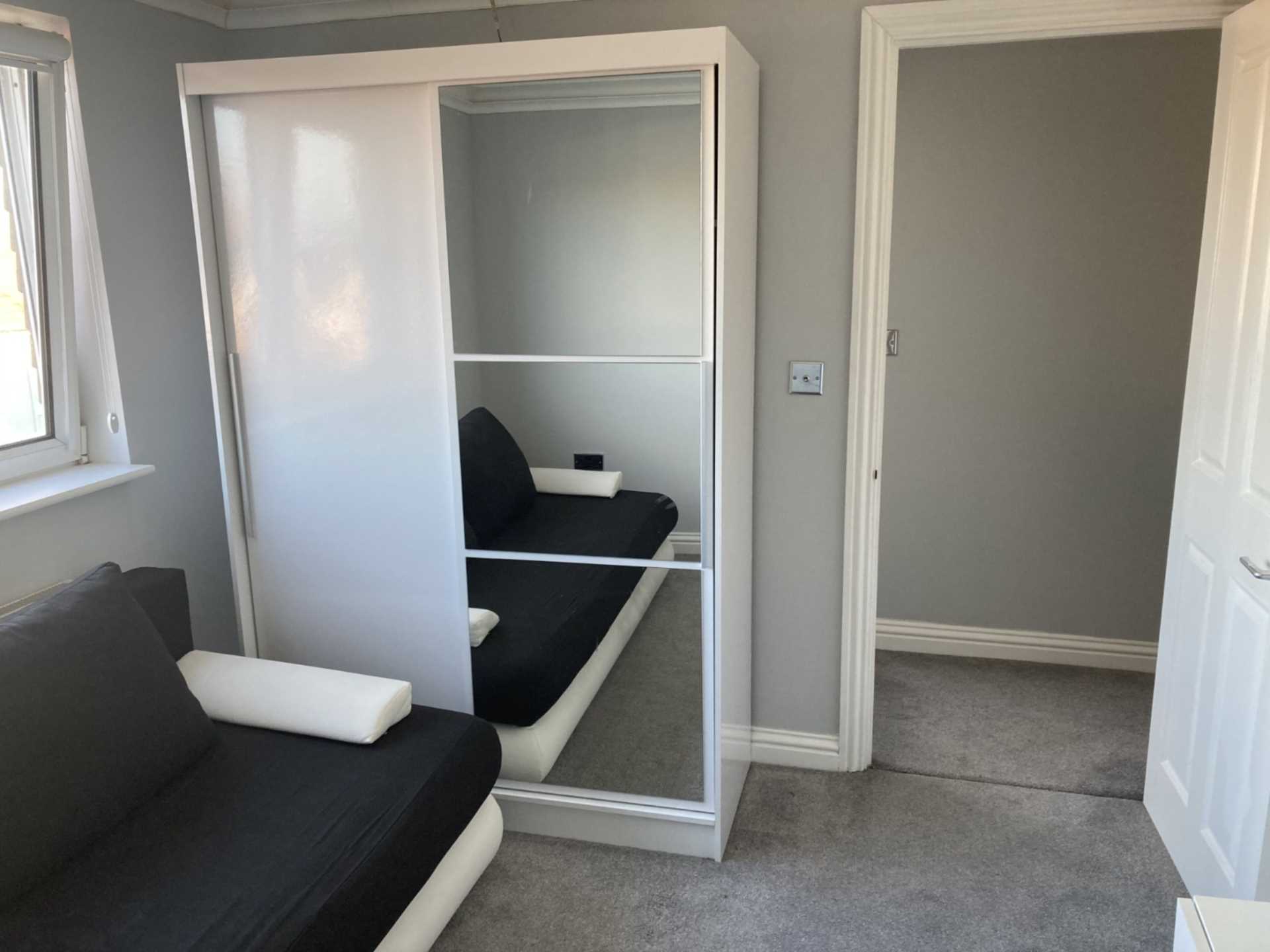*STUDIO FLAT* St Aubyns Road, Eastbourne, Image 16