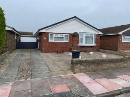 2 Bedroom Detached Bungalow, Cornwallis Close, Eastbourne