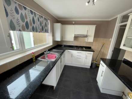 Cornwallis Close, Eastbourne, Image 2