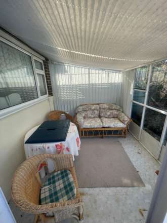 Somerville Close, Eastbourne, Image 14