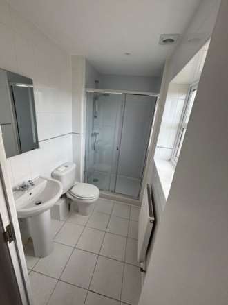 Ensenada Reef, Eastbourne *Private Balcony with Stunning Sea view*, Image 11