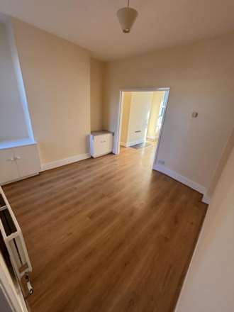 Winchcombe Road, Eastbourne, Image 6