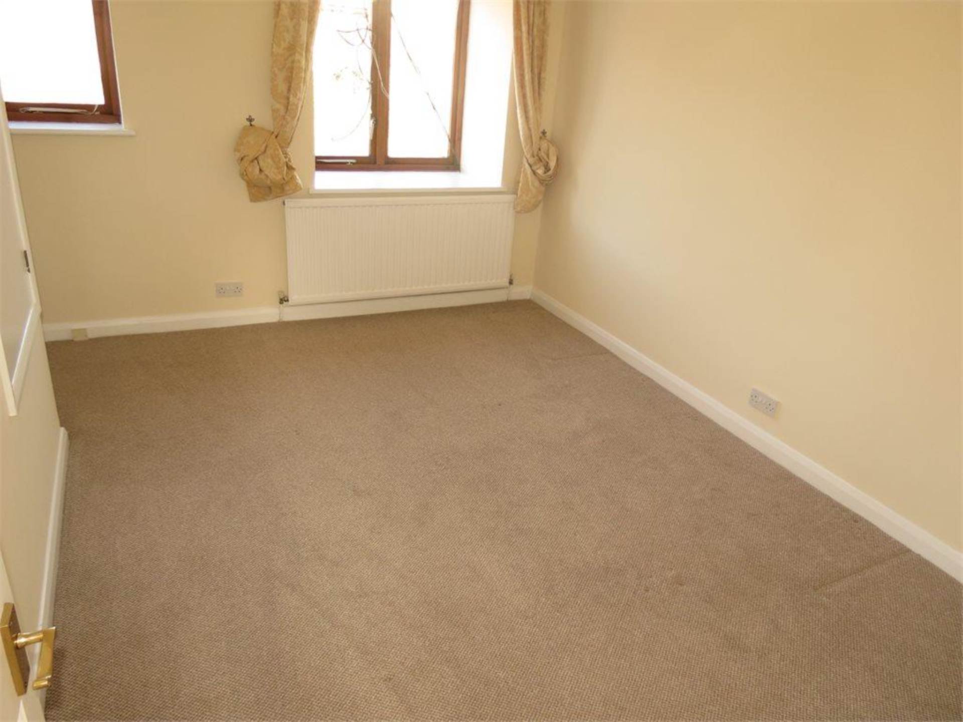 Glenmore Mews, Eastbourne, Image 5