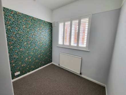 *NEWLY REFURBISHED* Ashford Road, Eastbourne BN21 3TP, Image 11