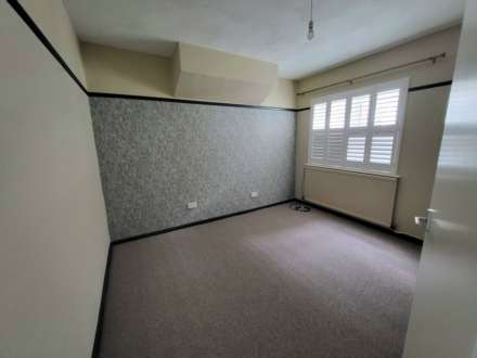 *NEWLY REFURBISHED* Ashford Road, Eastbourne BN21 3TP, Image 14