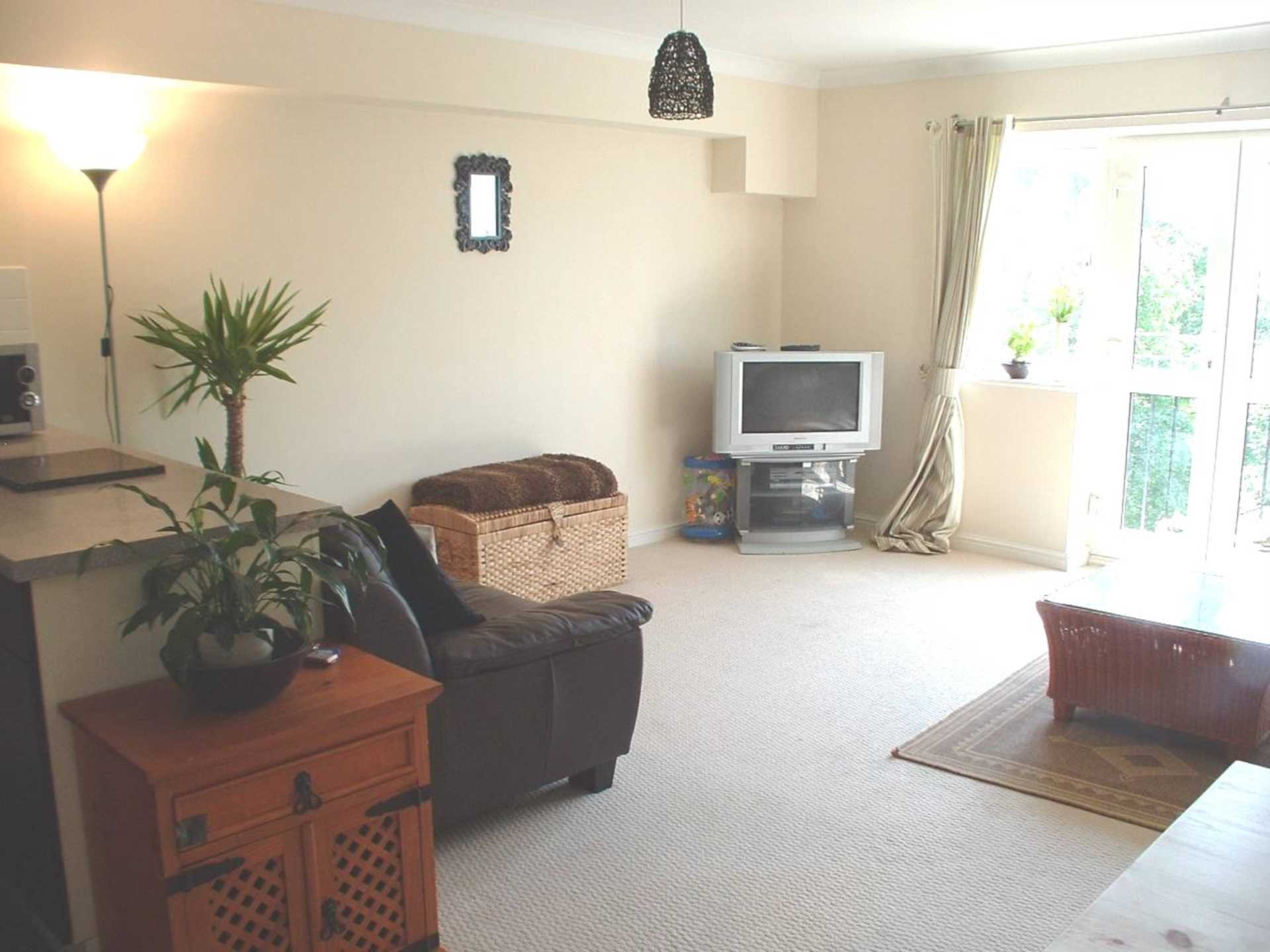 *BUY TO LET INVESTMENT* Winchelsea Road, Eastbourne, Image 3