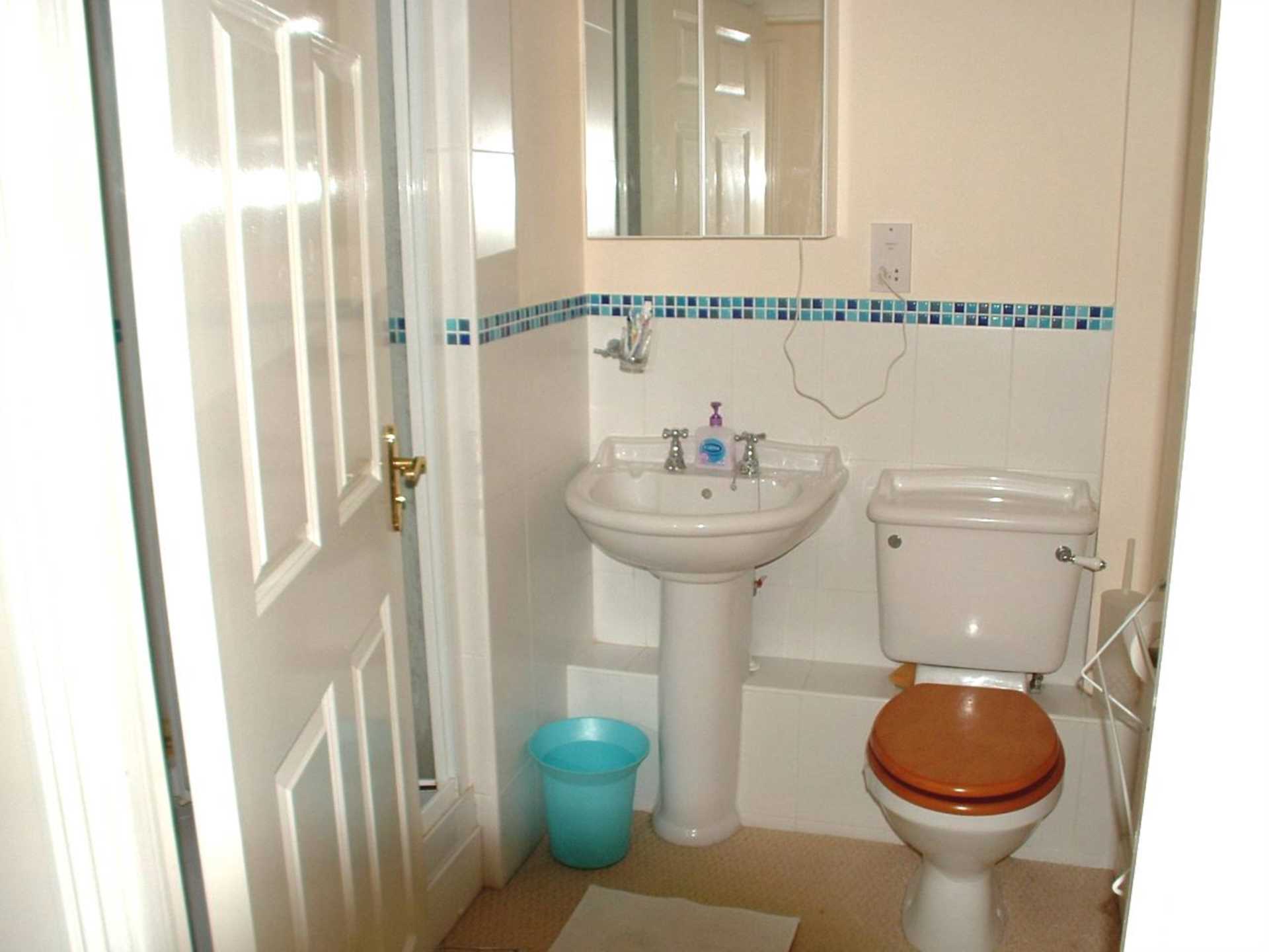 *BUY TO LET INVESTMENT* Winchelsea Road, Eastbourne, Image 8