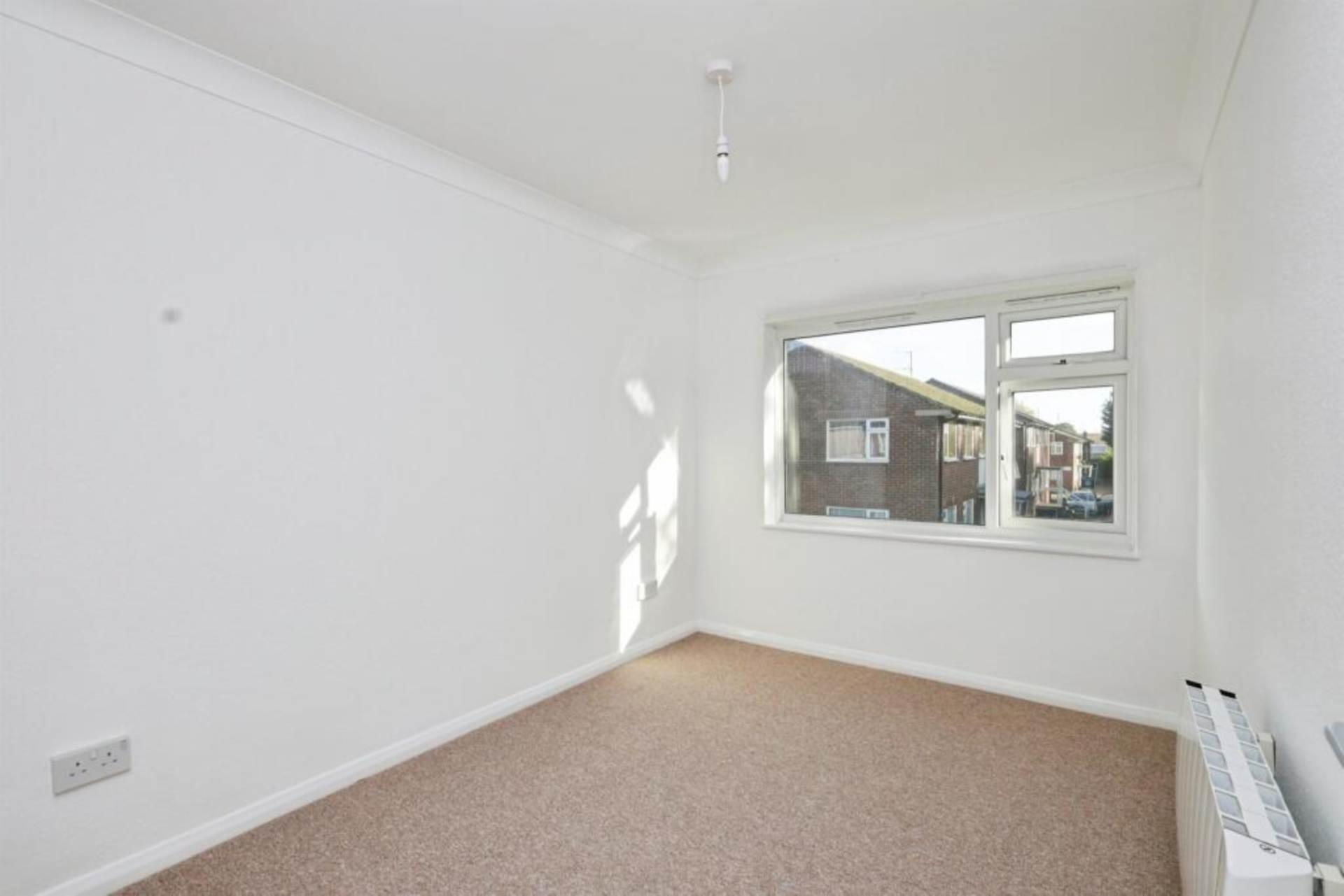 Walnut Walk, Polegate, Image 11