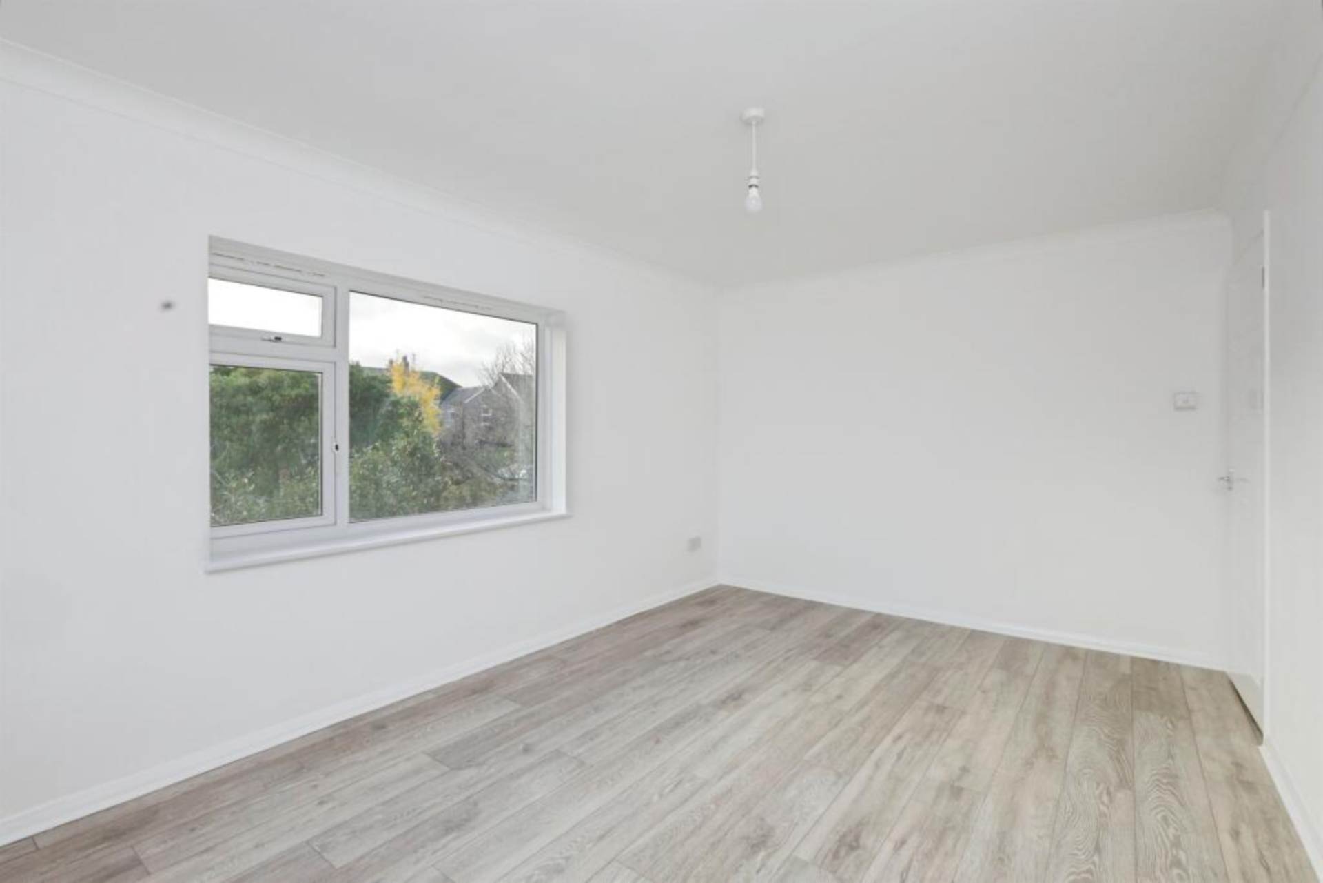 Walnut Walk, Polegate, Image 5