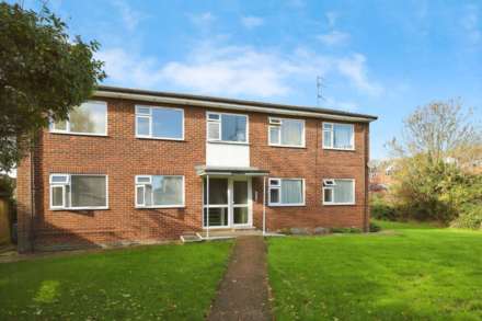 Walnut Walk, Polegate, Image 10