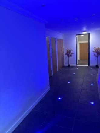 *BALCONY* Marine Road, Eastbourne *LIFT ACCESS*, Image 11