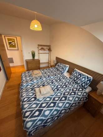 *BALCONY* Marine Road, Eastbourne *LIFT ACCESS*, Image 8