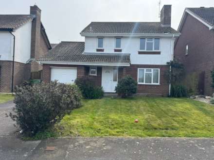 4 Bedroom Detached, Mendip Avenue, Eastbourne