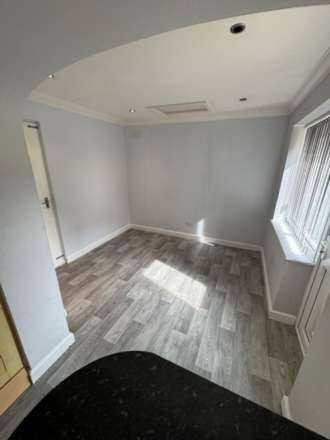 Mendip Avenue, Eastbourne, Image 17