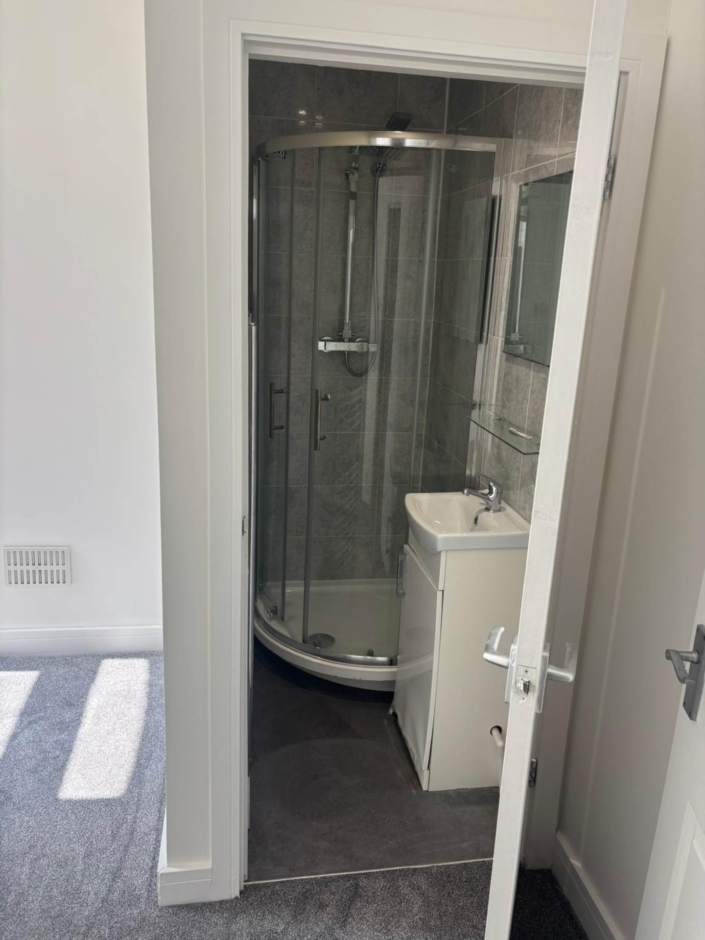 Salehurst Road, Eastbourne, Image 16