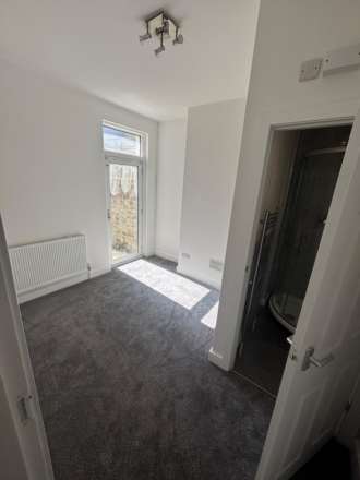 Salehurst Road, Eastbourne, Image 10