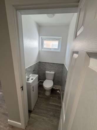 Salehurst Road, Eastbourne, Image 18