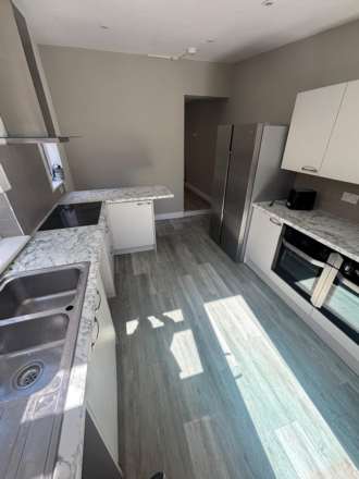 Salehurst Road, Eastbourne, Image 3