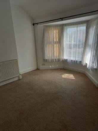 Hailsham Road, Polegate, Image 2