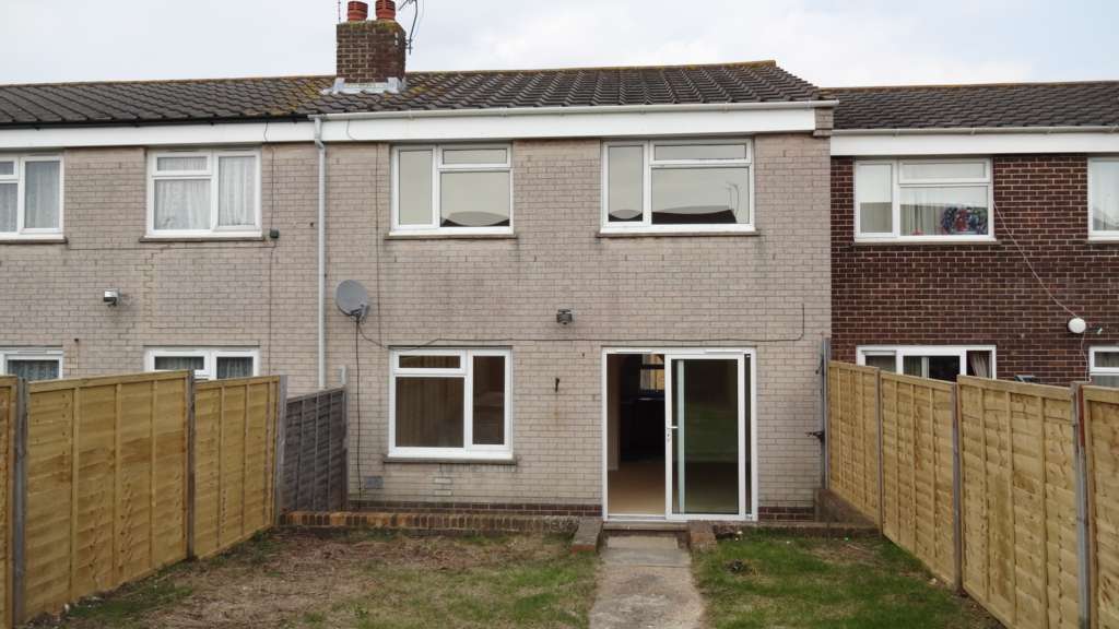 Linden Close, Image 2