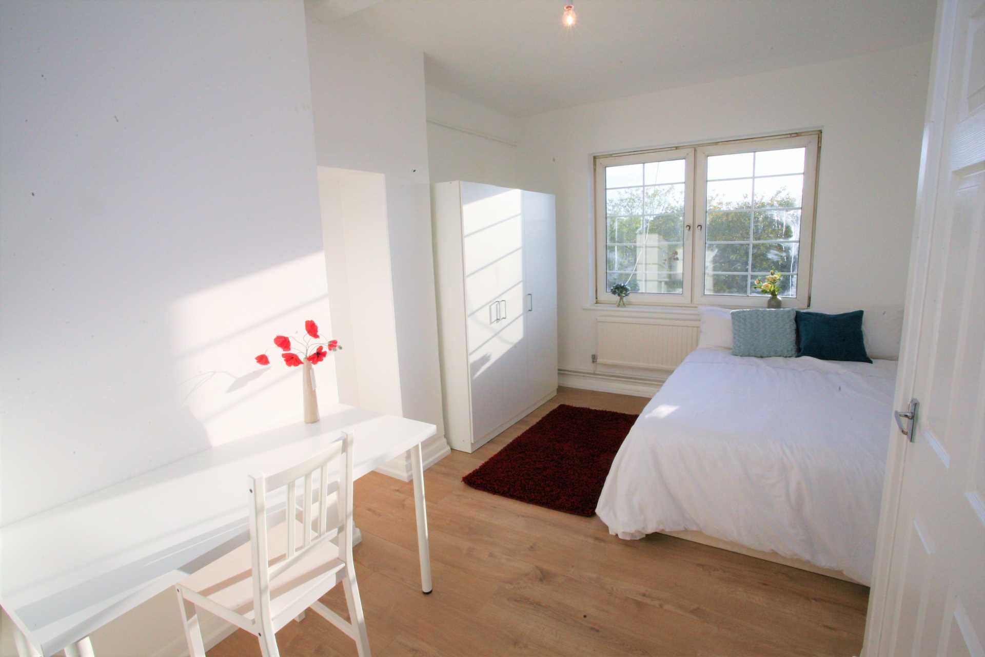 Swan Road, Surrey Quays, SE16, Image 3