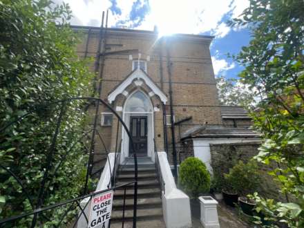 Mount Ephraim Road, London, Image 5
