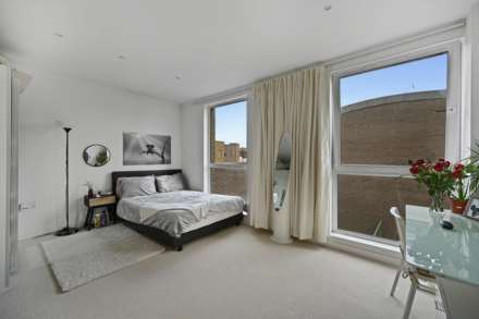 Deerling House, Kidbrook Village, SE3, Image 1