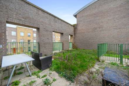 Deerling House, Kidbrook Village, SE3, Image 14