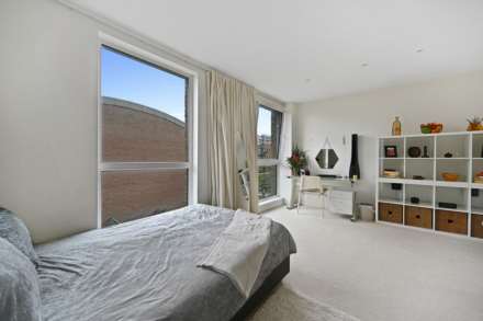 Deerling House, Kidbrook Village, SE3, Image 6