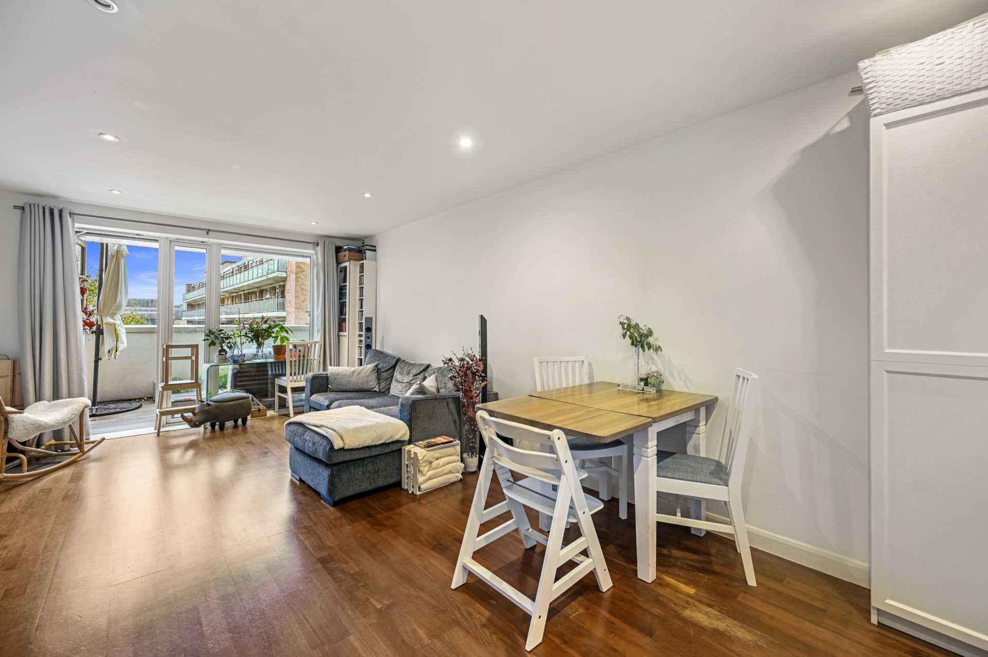 Rutherford House, Battersea Park Road, SW11, Image 6