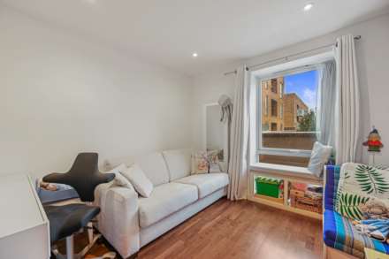 Rutherford House, Battersea Park Road, SW11, Image 13
