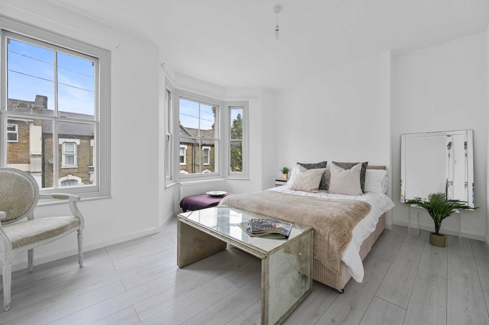Kerrison Road, London, Image 1