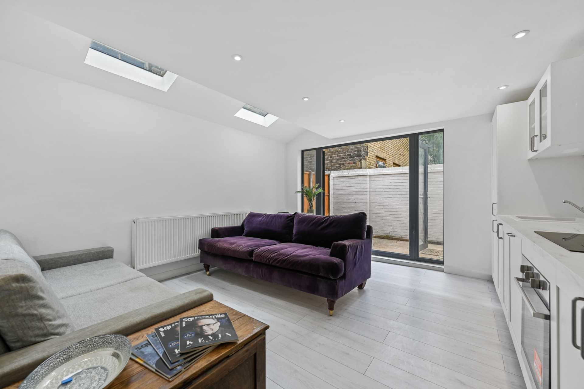Kerrison Road, London, Image 7