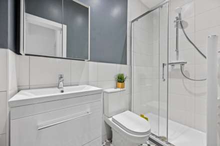 Kerrison Road, London, Image 9