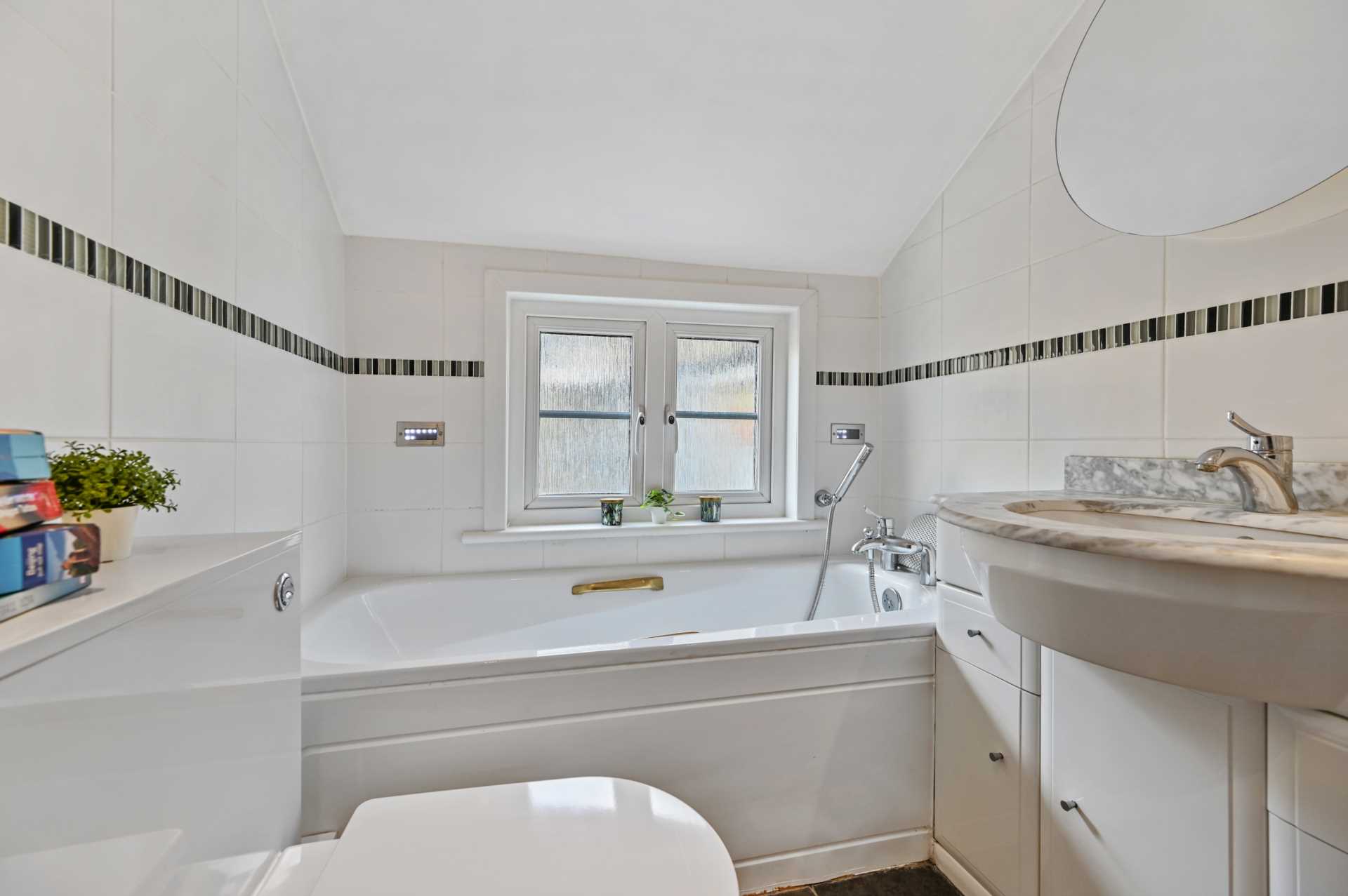 Kelmscott, London, SW11, Image 12