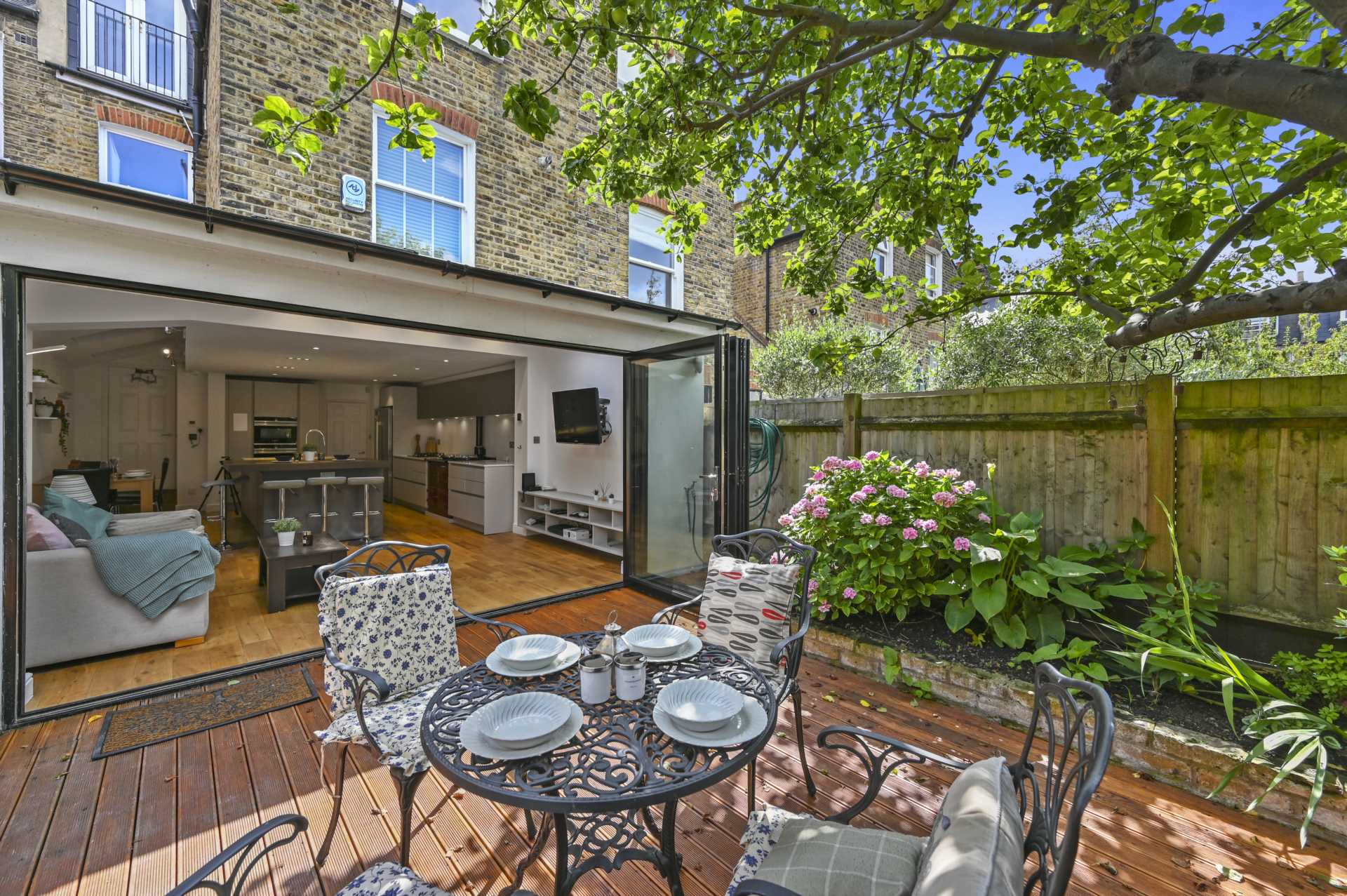 Kelmscott, London, SW11, Image 5