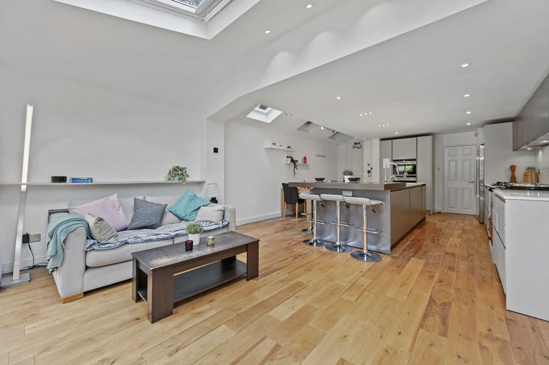 Kelmscott, London, SW11, Image 7