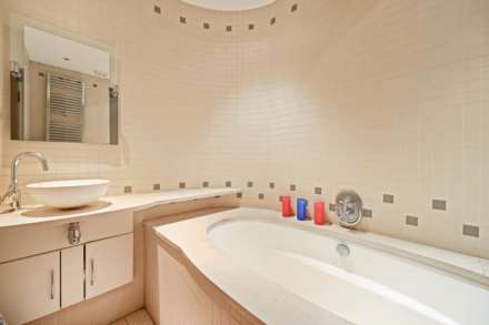 Cyril Mansions, Prince of Wales Drive, London, SW11 4HP, Image 11