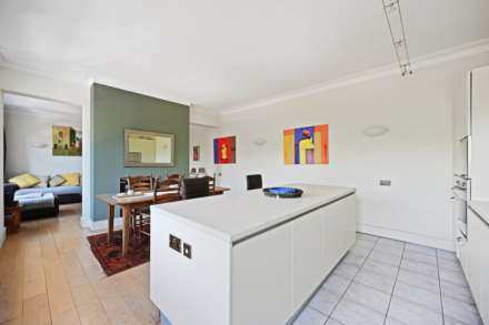 Cyril Mansions, Prince of Wales Drive, London, SW11 4HP, Image 2