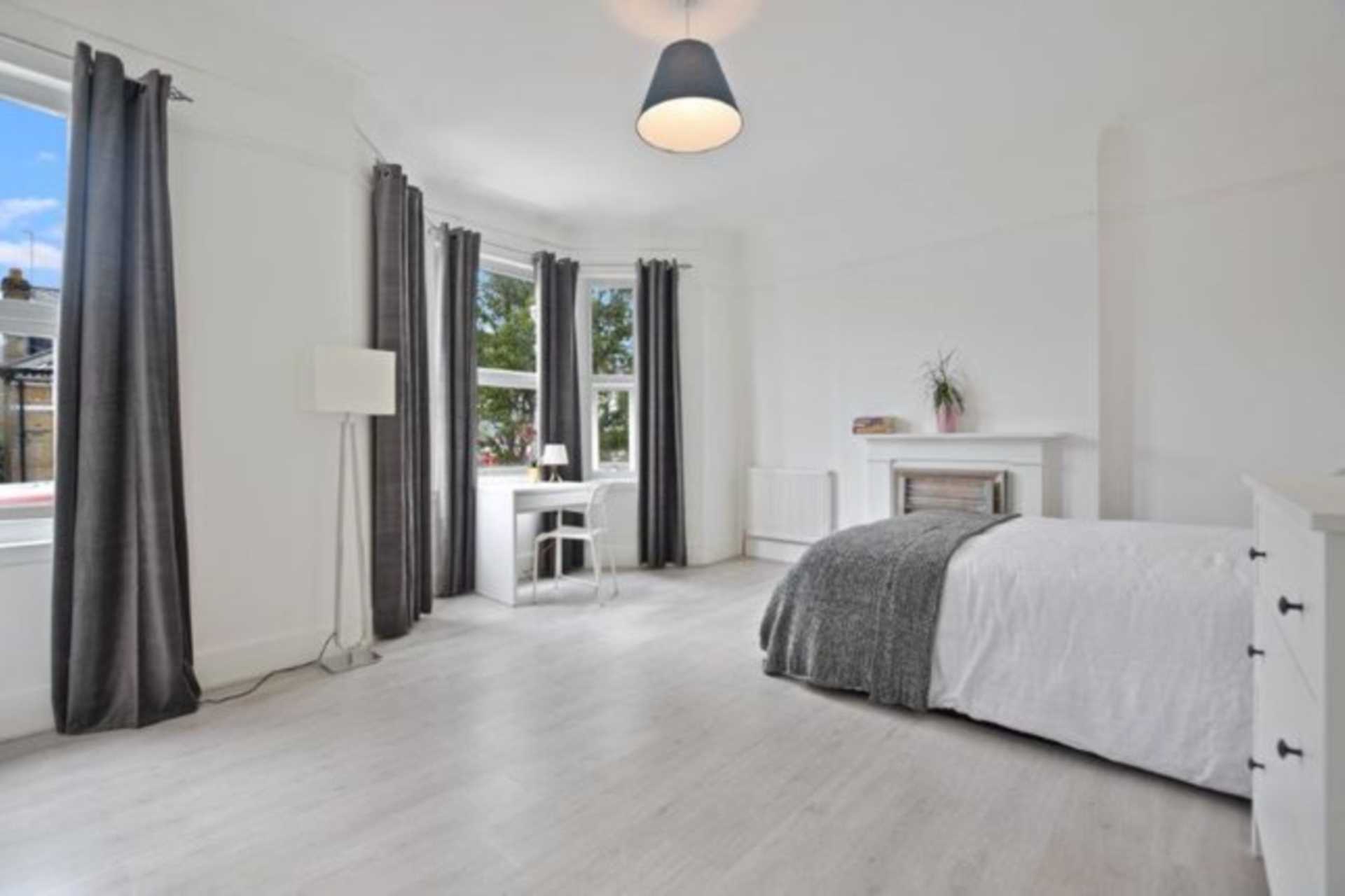 Broomwood Road, Clapham, London, SW11 6HU, Image 15