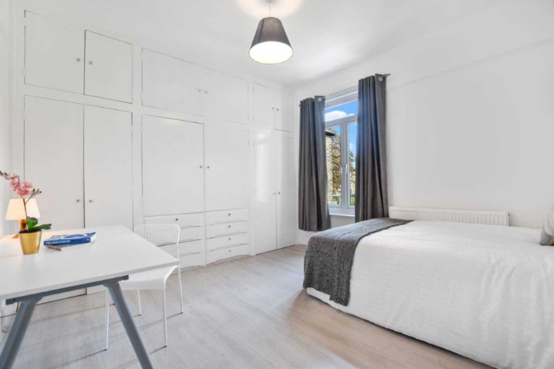 Broomwood Road, Clapham, London, SW11 6HU, Image 17