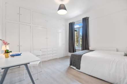 Broomwood Road, Clapham, London, SW11 6HU, Image 17